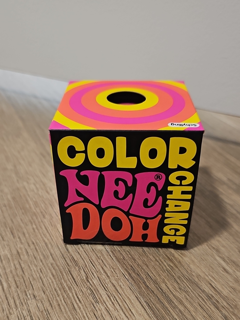 Needoh Cor Change Squishy